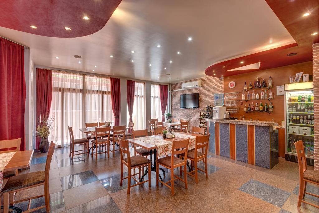 Family Hotel Prestige Burgas Luaran gambar