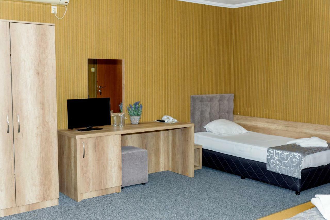 Family Hotel Prestige Burgas Luaran gambar