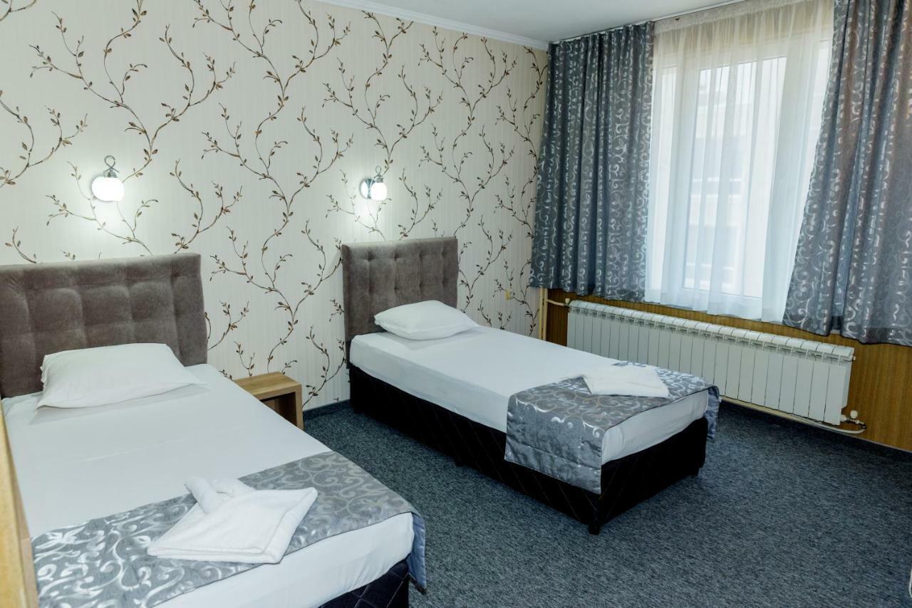 Family Hotel Prestige Burgas Luaran gambar