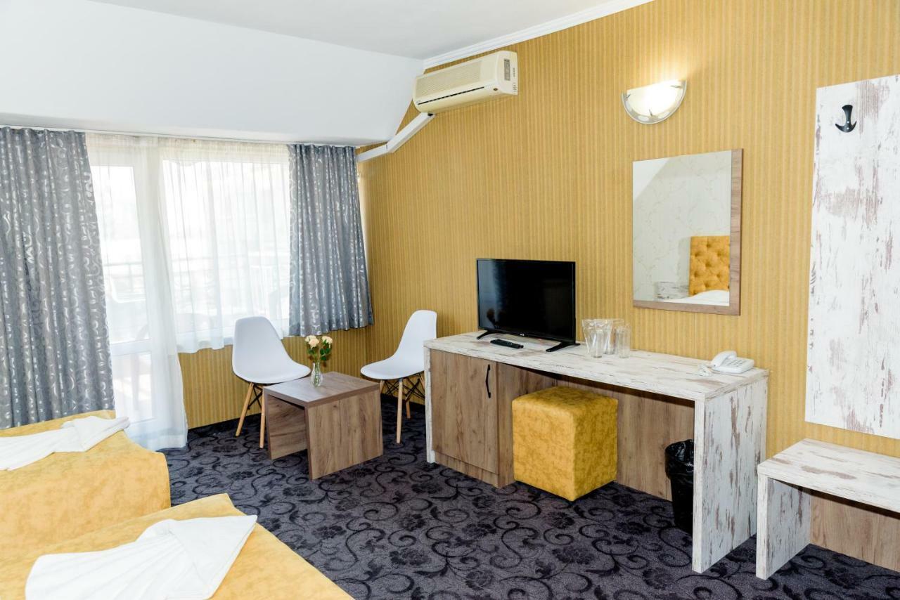 Family Hotel Prestige Burgas Luaran gambar