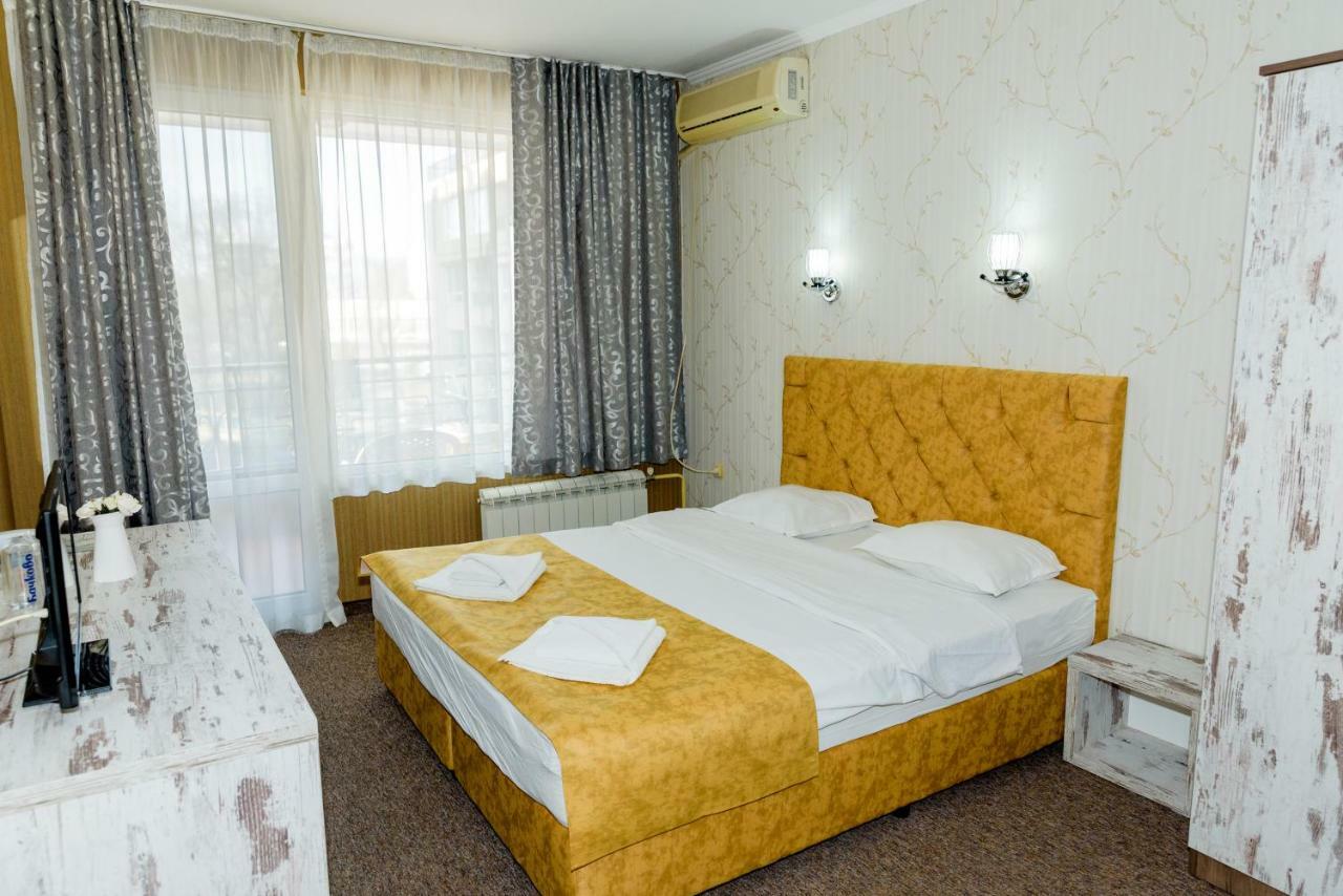 Family Hotel Prestige Burgas Luaran gambar